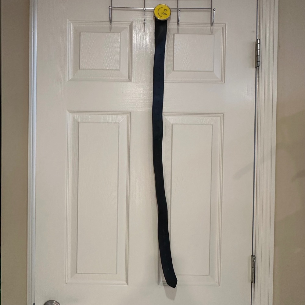 Mens Black Belt with Yellow Smiley Face Buckle Casual Accessory